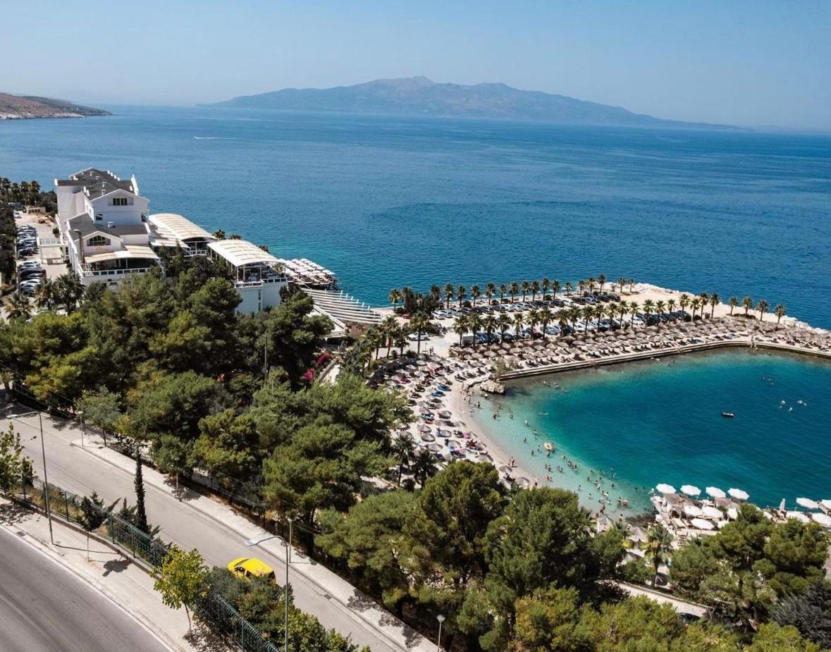 Belaire Luxury Apartment Саранде Екстериор снимка