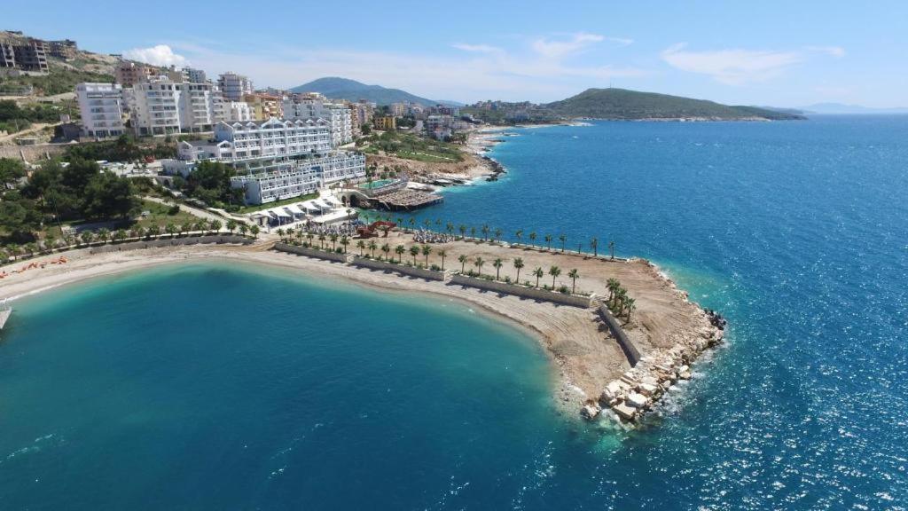 Belaire Luxury Apartment Саранде Екстериор снимка