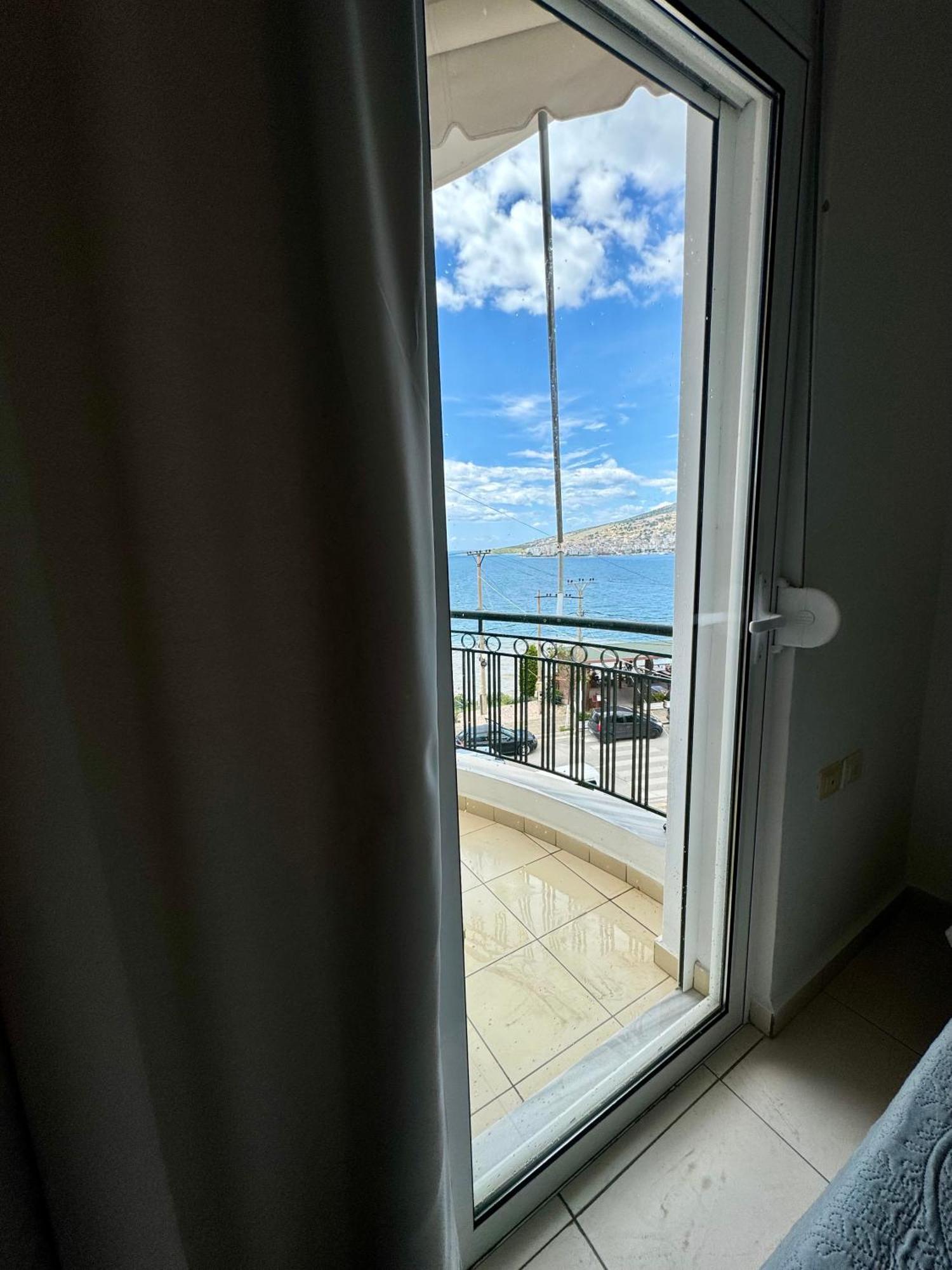 Belaire Luxury Apartment Саранде Екстериор снимка